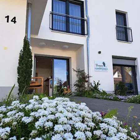 Yvonne ゲストハウス 4*