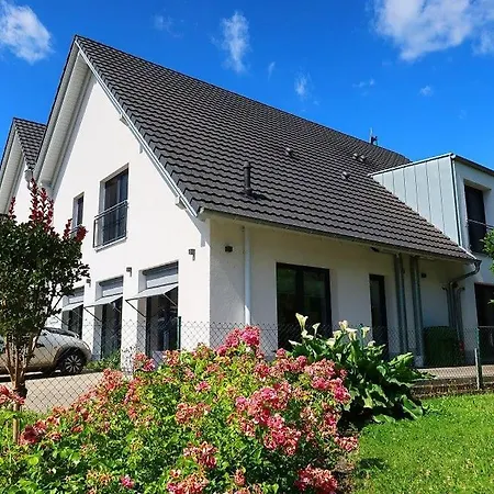 Casa de hóspedes Yvonne 4*