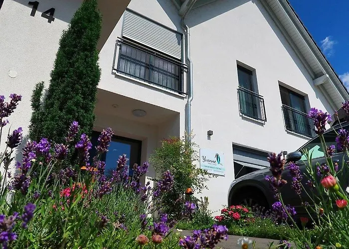 Yvonne Гостевой дом 4*